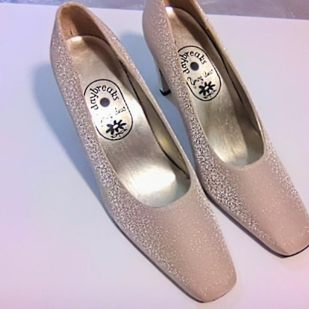 Women's 3" heel 👠, Sparkle Champagne/Nude color, SZ: 7 1/2M
